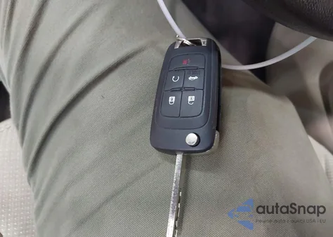 2013 Chevrolet Malibu Eco z USA, uszkodzony, nr VIN 1G11D5RR2DF103195